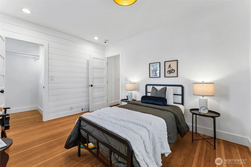 Property photo for 6010 49th Avenue Sw, Seattle photo 18