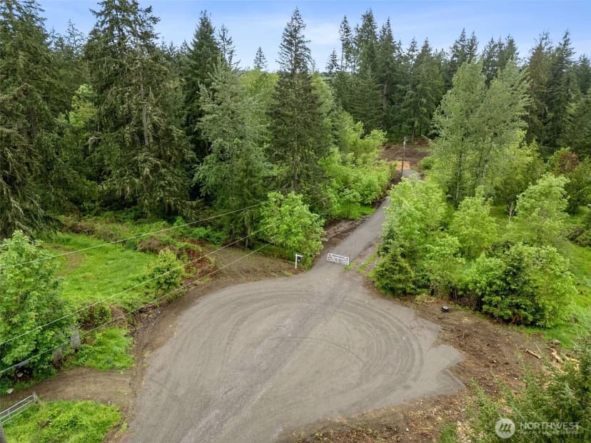 Property photo for 922 322nd Street Ct S, Roy photo 13