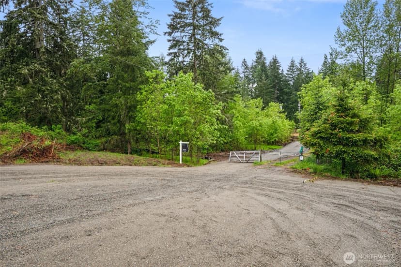 Property photo for 922 322nd Street Ct S, Roy photo 12