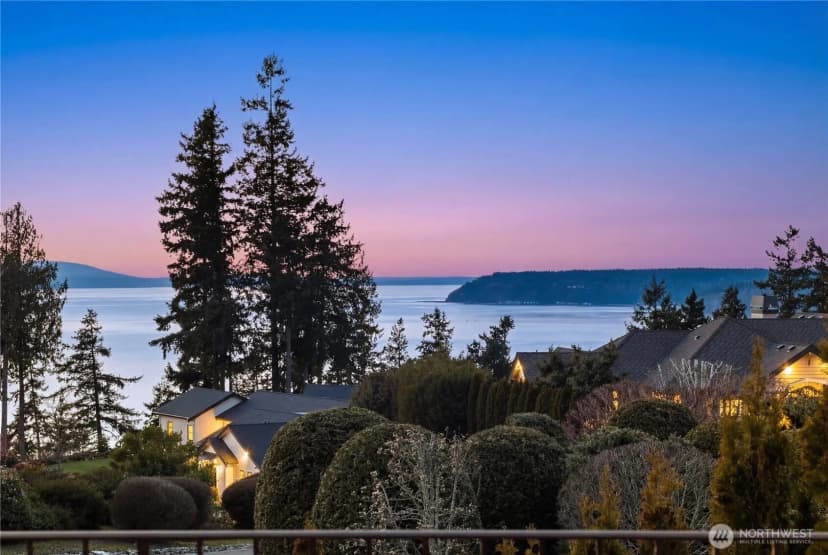 Property photo for 14131 67th Avenue W, Edmonds photo 20