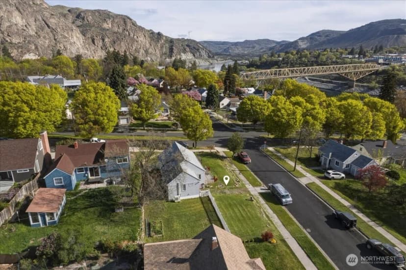 Property photo for 210 Stevens Avenue, Coulee Dam photo 25