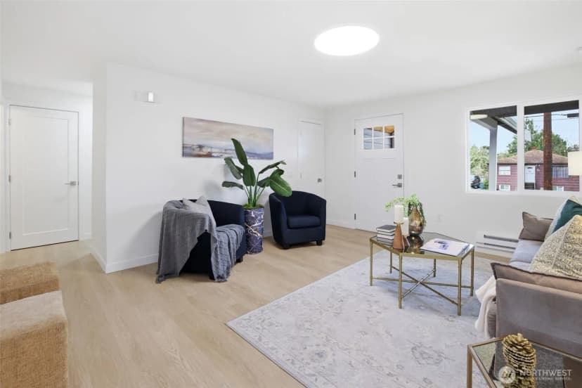 Property photo for 9812 59th Avenue S, Seattle photo 6