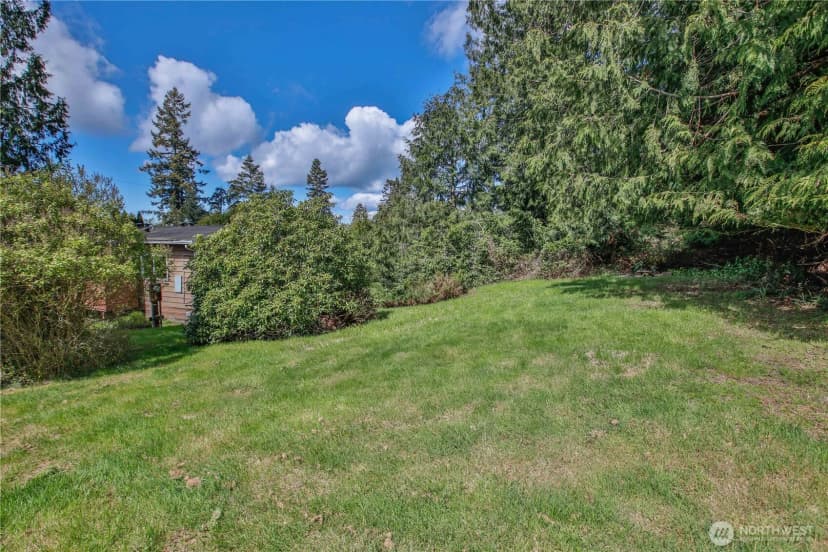 Property photo for 3239 Mardell Drive, Langley photo 28