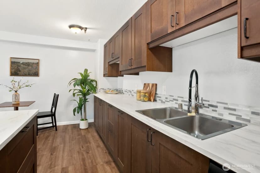 Property photo for 1100 Ave Ne Harrington Avenue Ne #211, Renton photo 12