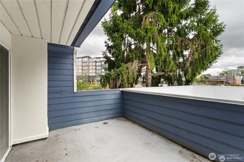 Property photo for 1100 Ave Ne Harrington Avenue Ne #211, Renton photo 20