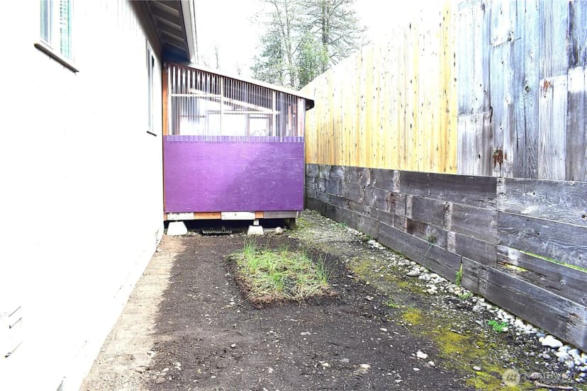 Property photo for 20236 White Rock Loop Sw, Centralia photo 23