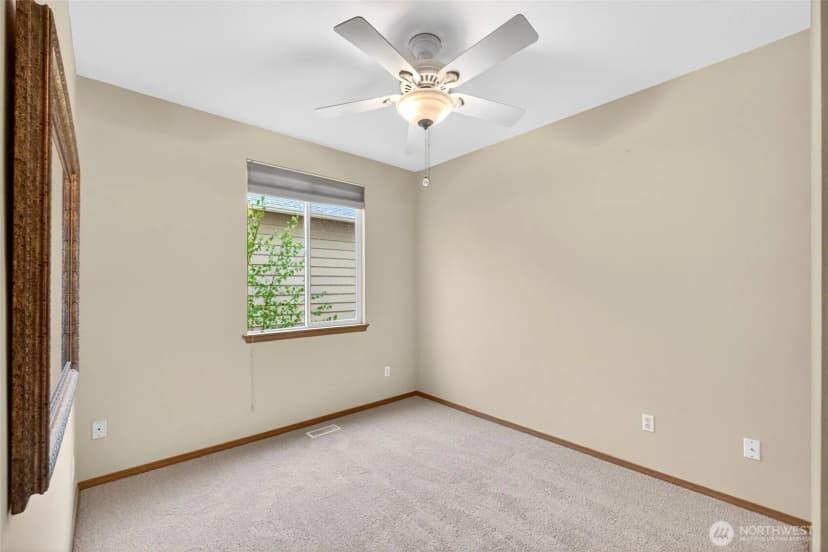 Property photo for 11310 3rd Avenue Ct E, Tacoma photo 20