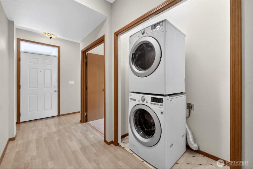 Property photo for 11310 3rd Avenue Ct E, Tacoma photo 21