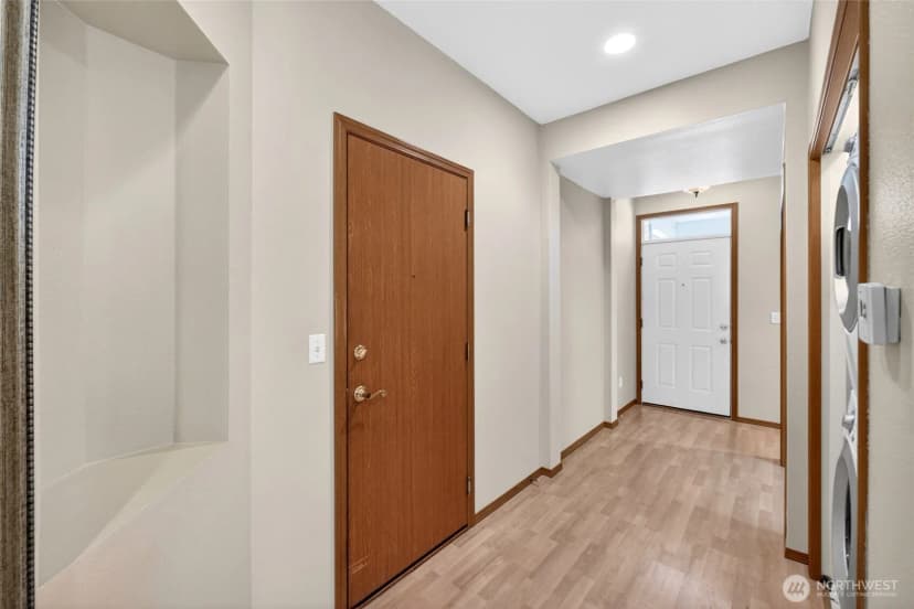 Property photo for 11310 3rd Avenue Ct E, Tacoma photo 4