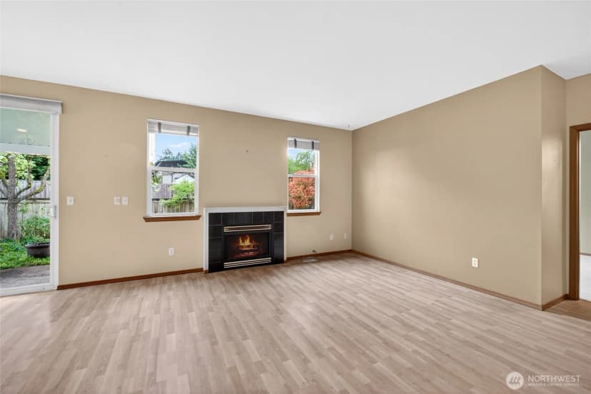 Property photo for 11310 3rd Avenue Ct E, Tacoma photo 10