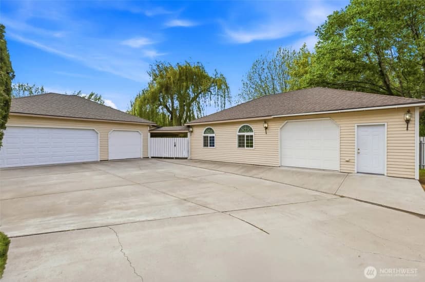 Property photo for 3413 Eastlake Drive, West Richland photo 31