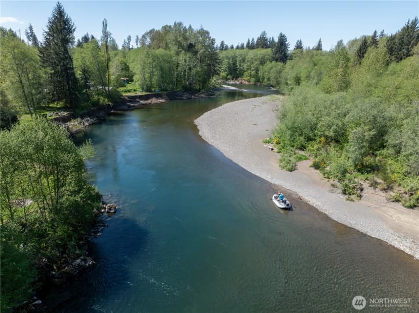 Property photo for 120 Hammer Way, Forks photo 32