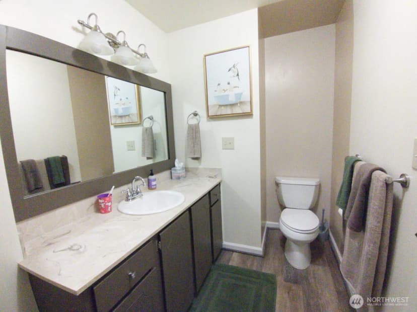 Property photo for 17918 23rd Lane Ne #302, Shoreline photo 19