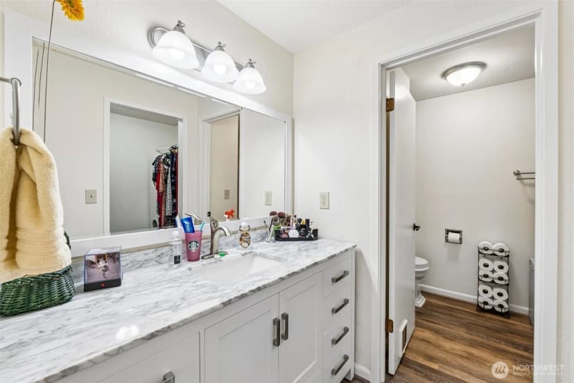 Property photo for 17918 23rd Lane Ne #302, Shoreline photo 14