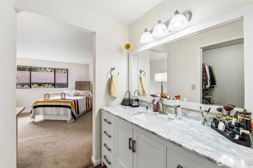 Property photo for 17918 23rd Lane Ne #302, Shoreline photo 16
