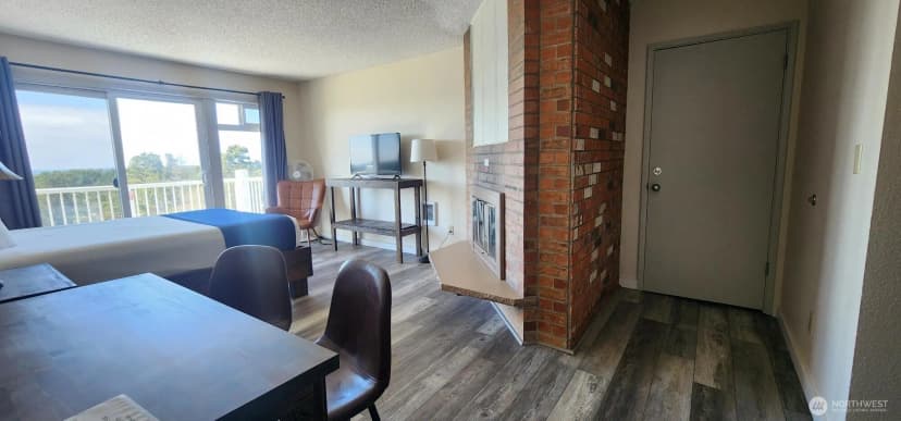 Property photo for 710 S Hancock Avenue #422-23, Westport photo 2