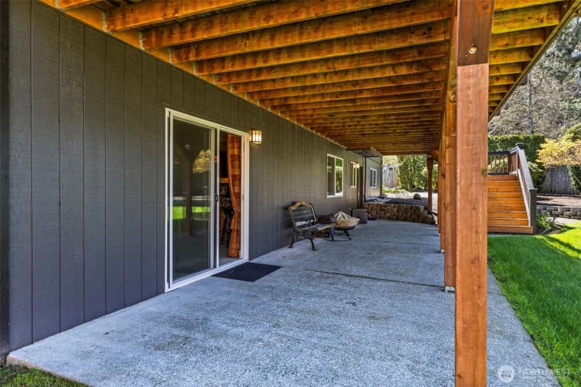 Property photo for 7901 Sapphire Drive Sw, Lakewood photo 28
