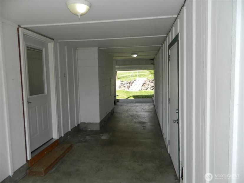 Property photo for 651 Highway 7, Tonasket photo 5