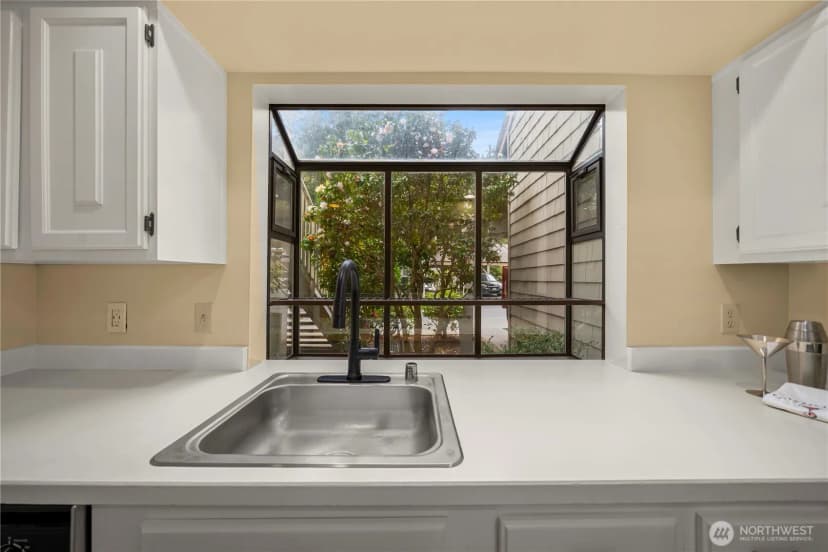 Property photo for 3911 108th Avenue Ne #b203, Bellevue photo 23
