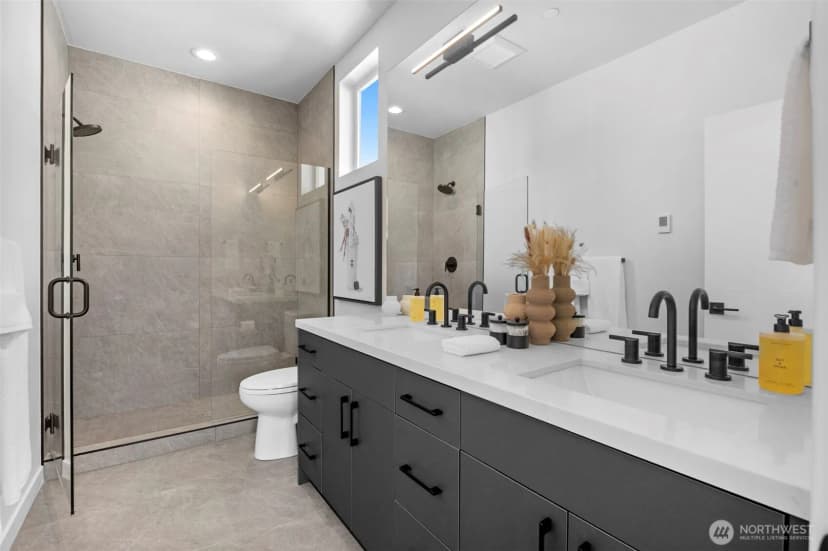 Property photo for 6727 Carleton Avenue S #b, Seattle photo 21