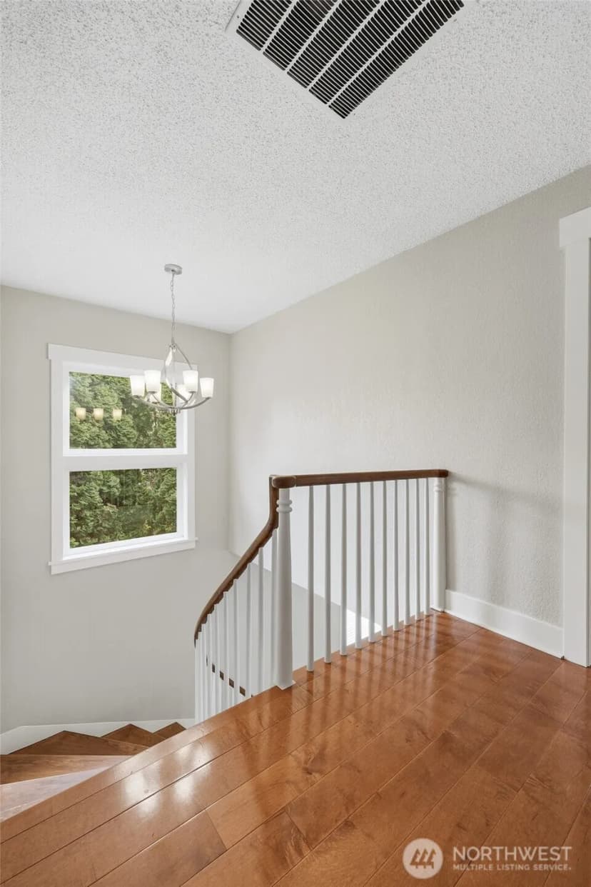 Property photo for 426 Sawyer Street Se, Olympia photo 26