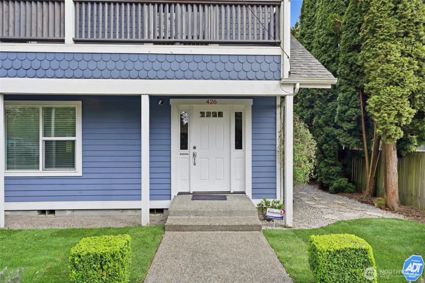 Property photo for 426 Sawyer Street Se, Olympia photo 4