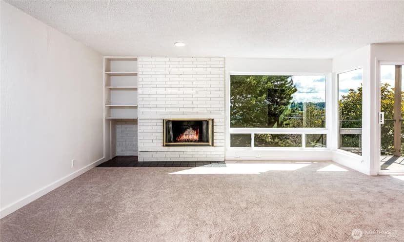 Property photo for 3424 25th Avenue W #201, Seattle photo 6