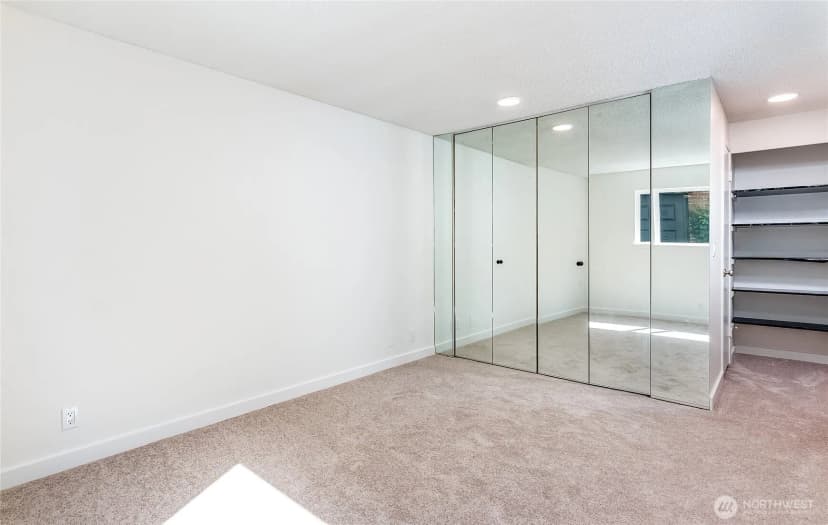 Property photo for 3424 25th Avenue W #201, Seattle photo 18