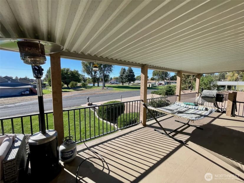 Property photo for 840 Braeburn Place Nw, Soap Lake photo 13