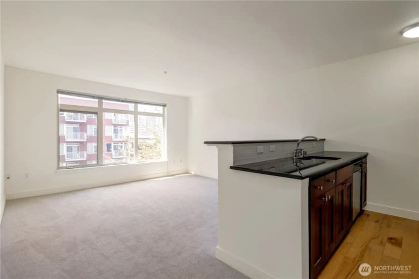 Property photo for 1610 Belmont Ave #407, Seattle photo 4