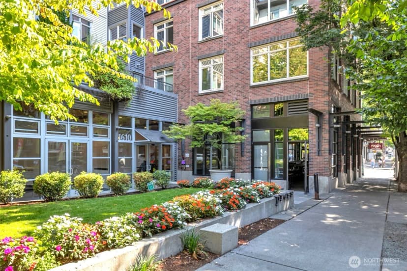 Property photo for 1610 Belmont Ave #407, Seattle photo 2