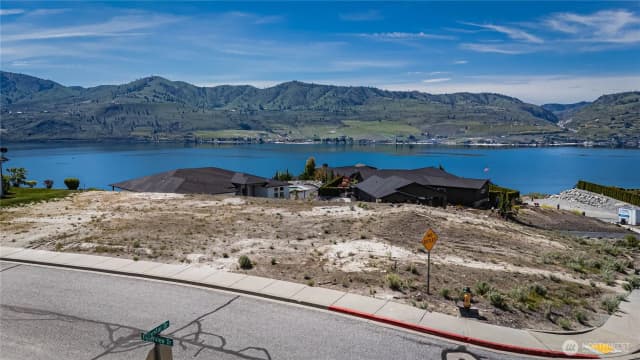 Property photo for 100 Waterview Drive, Chelan photo 5