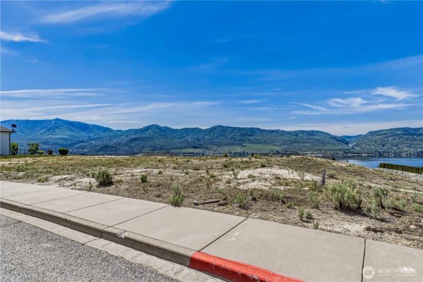 Property photo for 100 Waterview Drive, Chelan photo 11