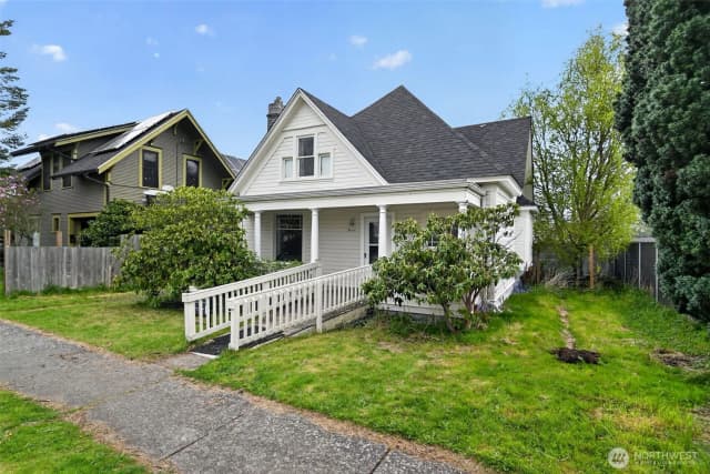 Property photo for 2514 Kulshan Street, Bellingham photo 2