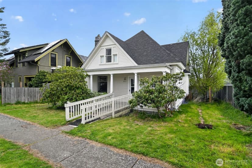 Property photo for 2514 Kulshan Street, Bellingham photo 2