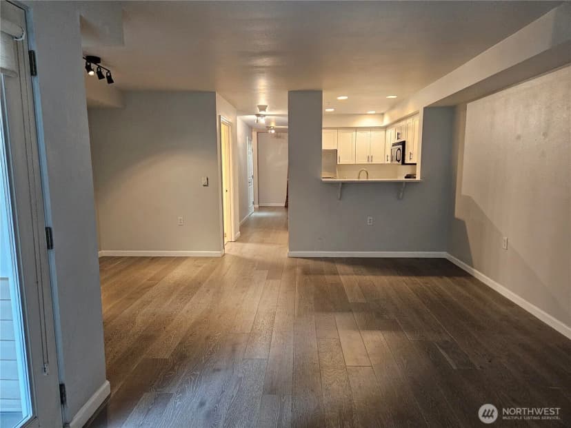Property photo for 2530 15th Avenue W #303, Seattle photo 5