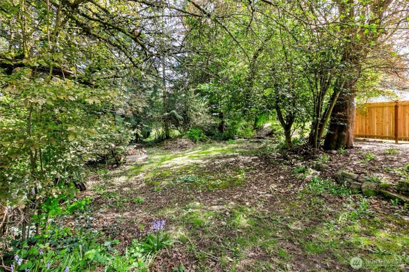 Property photo for 12434 12th Avenue S, Burien photo 19