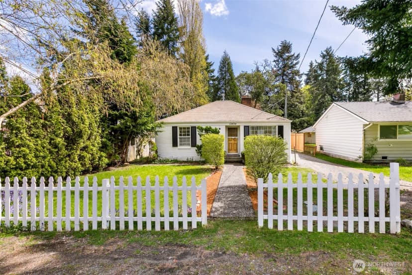 Property photo for 12434 12th Avenue S, Burien