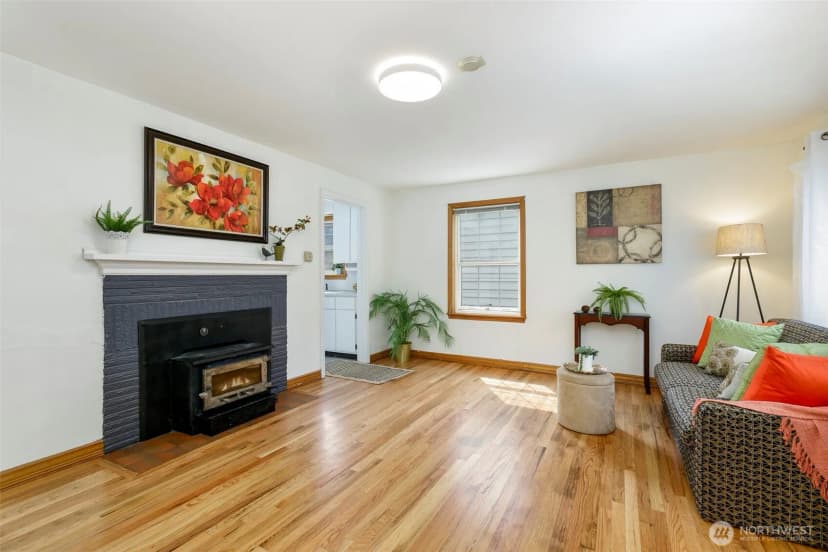 Property photo for 12434 12th Avenue S, Burien photo 10