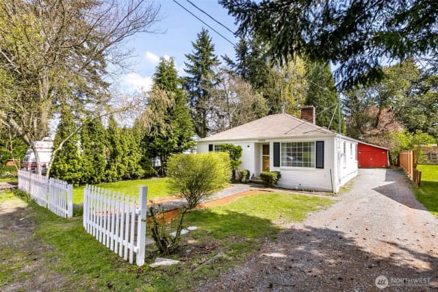 Property photo for 12434 12th Avenue S, Burien photo 2