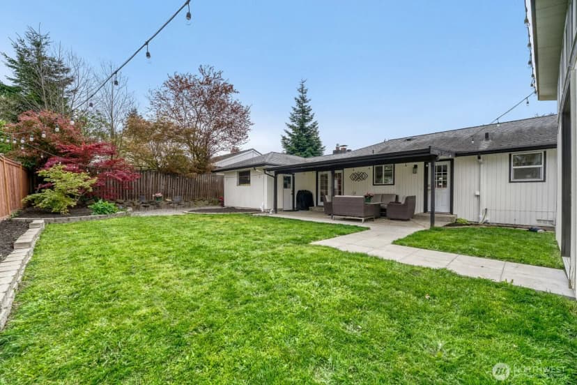 Property photo for 3400 Ne 11th Street, Renton photo 23