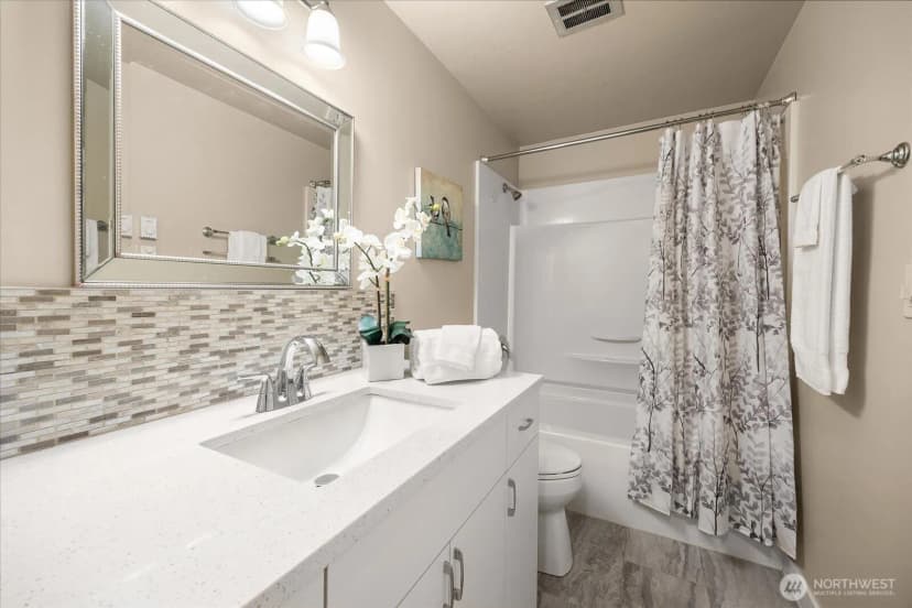 Property photo for 5101 Ne 55th Street #103, Seattle photo 23