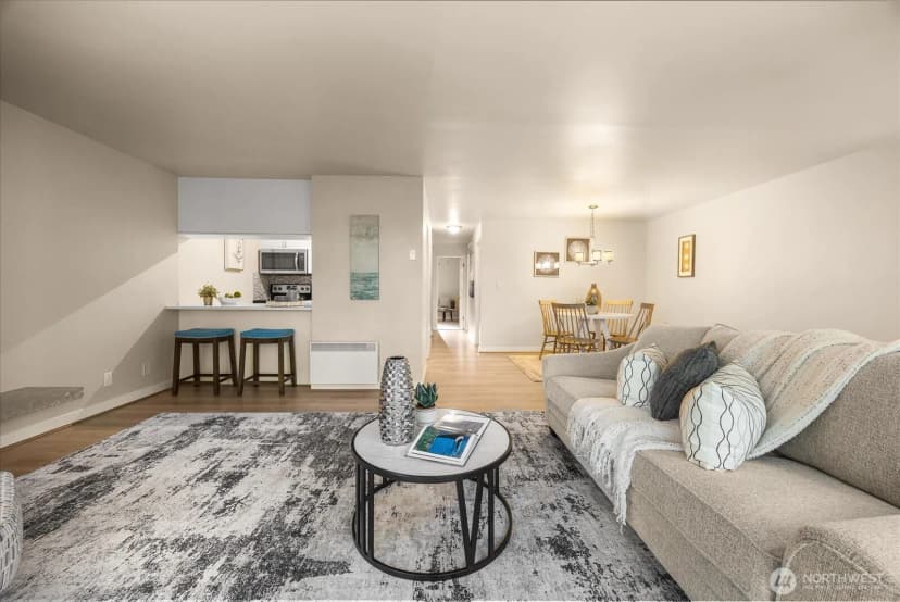Property photo for 5101 Ne 55th Street #103, Seattle photo 6