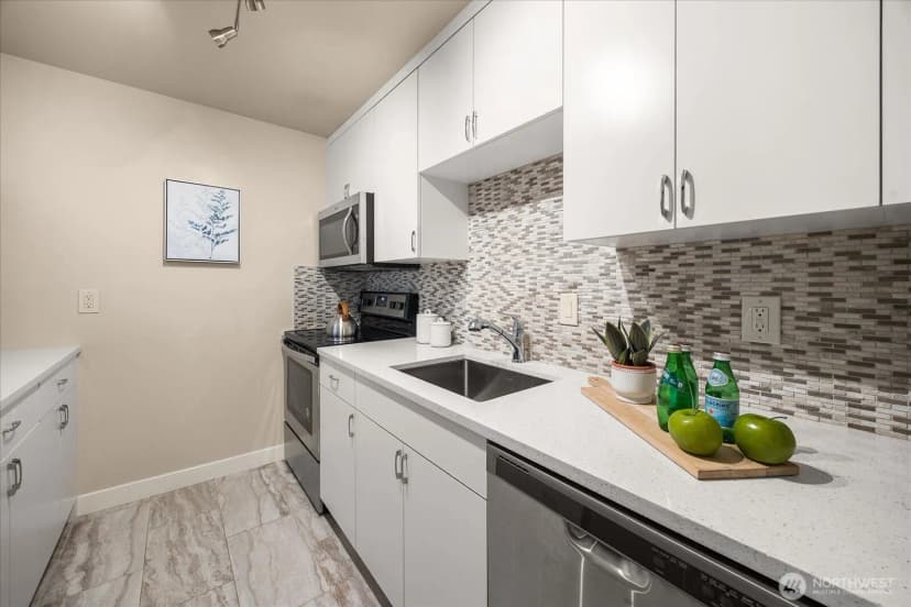Property photo for 5101 Ne 55th Street #103, Seattle photo 19