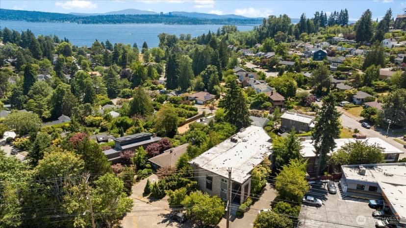 Property photo for 5101 Ne 55th Street #103, Seattle photo 28