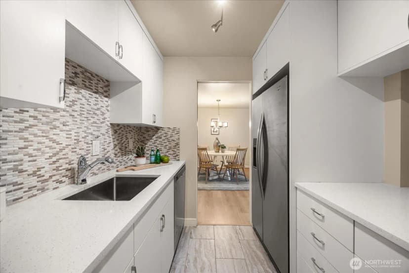 Property photo for 5101 Ne 55th Street #103, Seattle photo 18