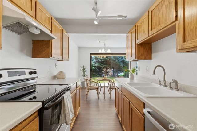 Property photo for 26425 Pennsylvania Avenue Ne #4, Kingston photo 5