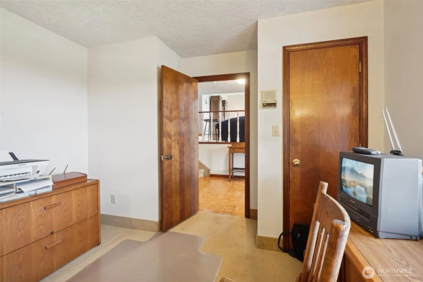 Property photo for 2032 W Dove Avenue, La Center photo 27