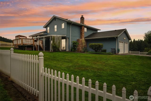 Property photo for 2032 W Dove Avenue, La Center photo 5