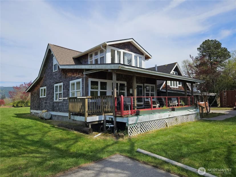 Property photo for 20 E Sunny Sands Road, Cathlamet photo 16